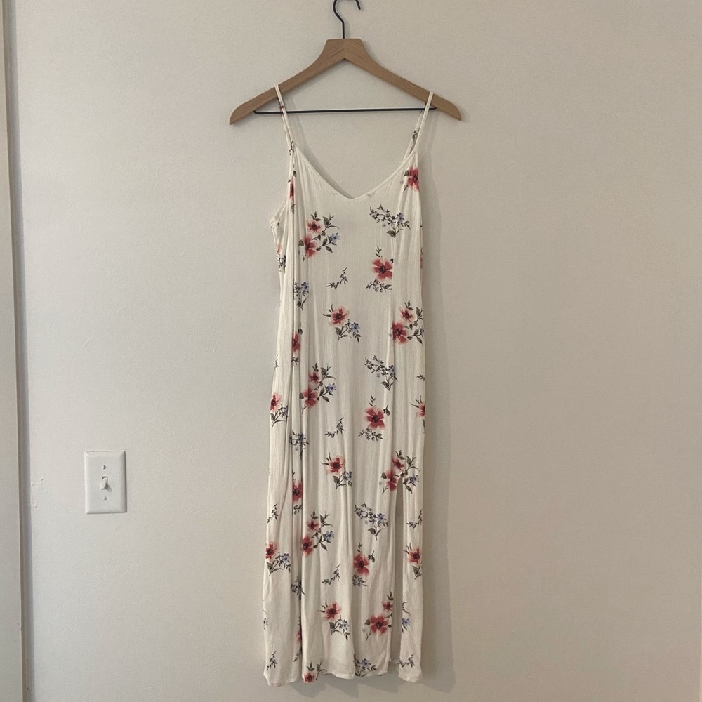 Abercrombie & Fitch white floral midi dress